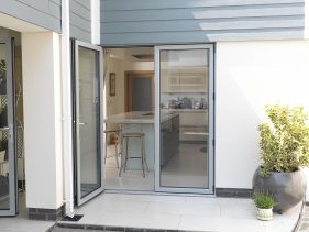 knutsford-wilmslow-congleton-south-manchester-cheshire-bifolds-installers-aluminium